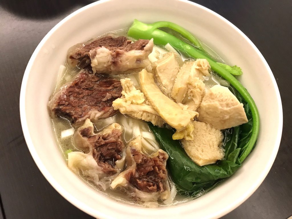 台灣第一清燉 南港黃記牛肉麵