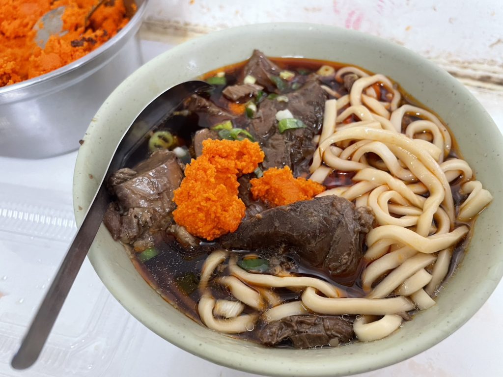 西門町美食，小吳牛肉麵菜單，小吳牛肉麵，牛肉麵一條街，萬華美食，紅燒牛肉麵