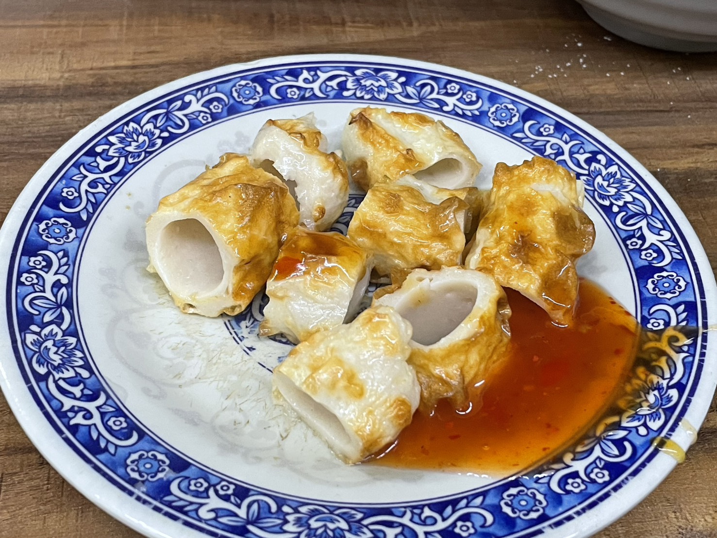 長腳麵食吉古拉切盤沾辣椒醬