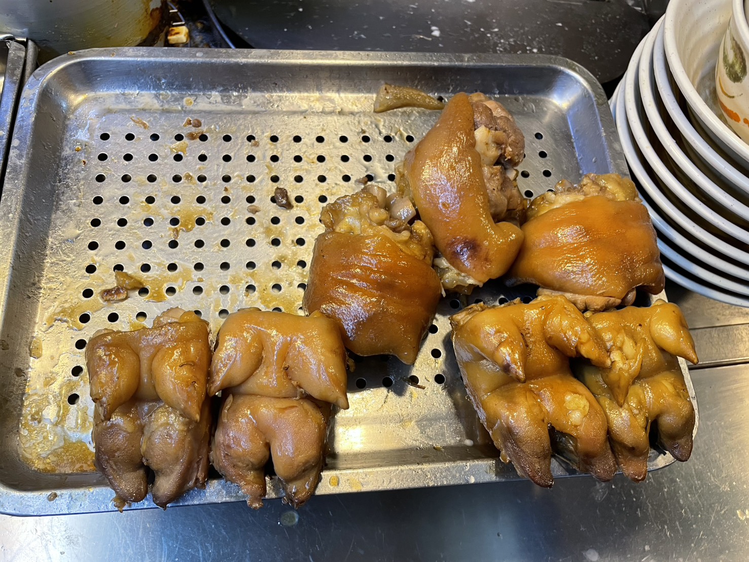 基隆長腳麵食招牌滷豬腳特寫