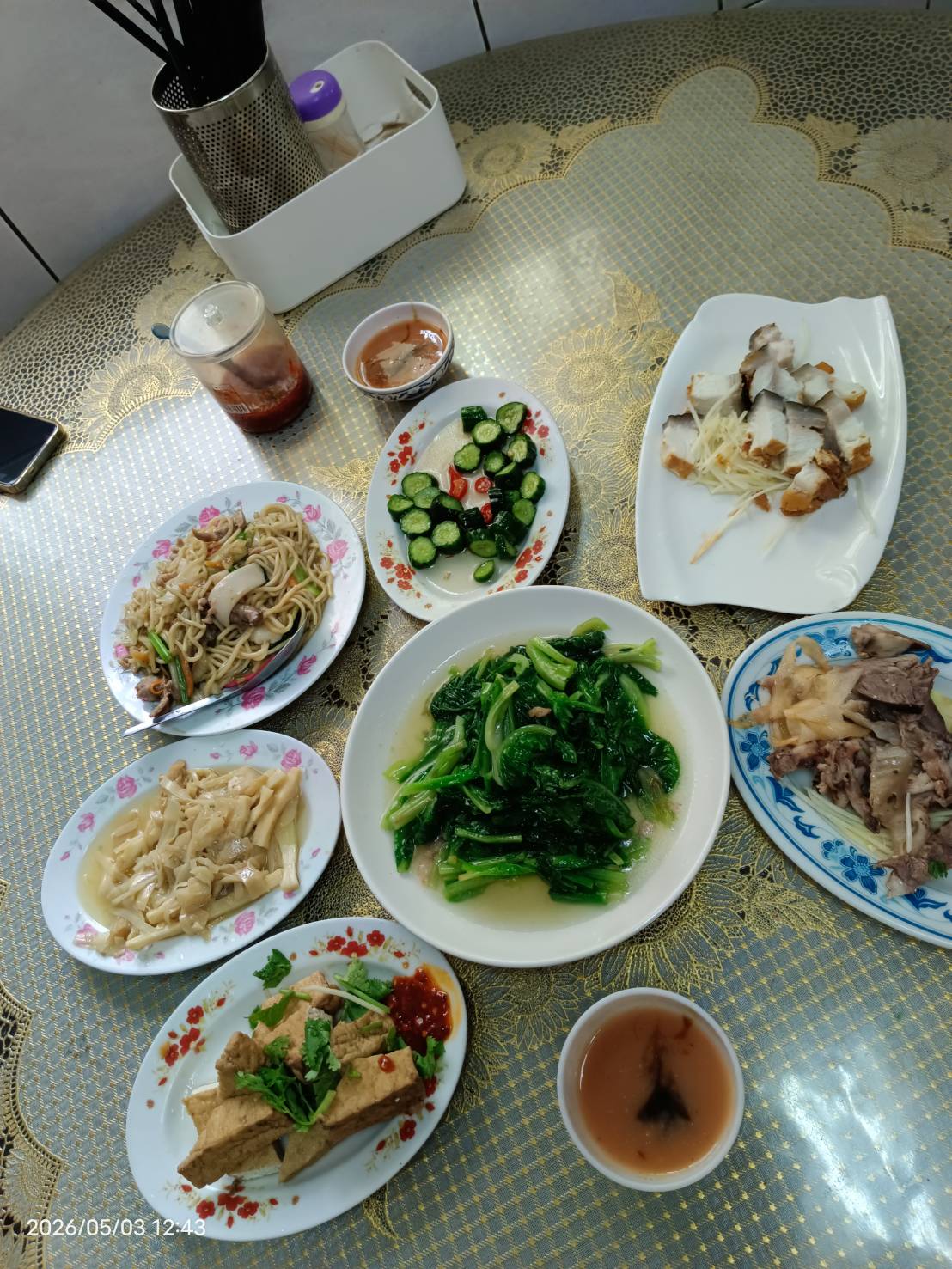 宜蘭新店小吃部整桌菜色