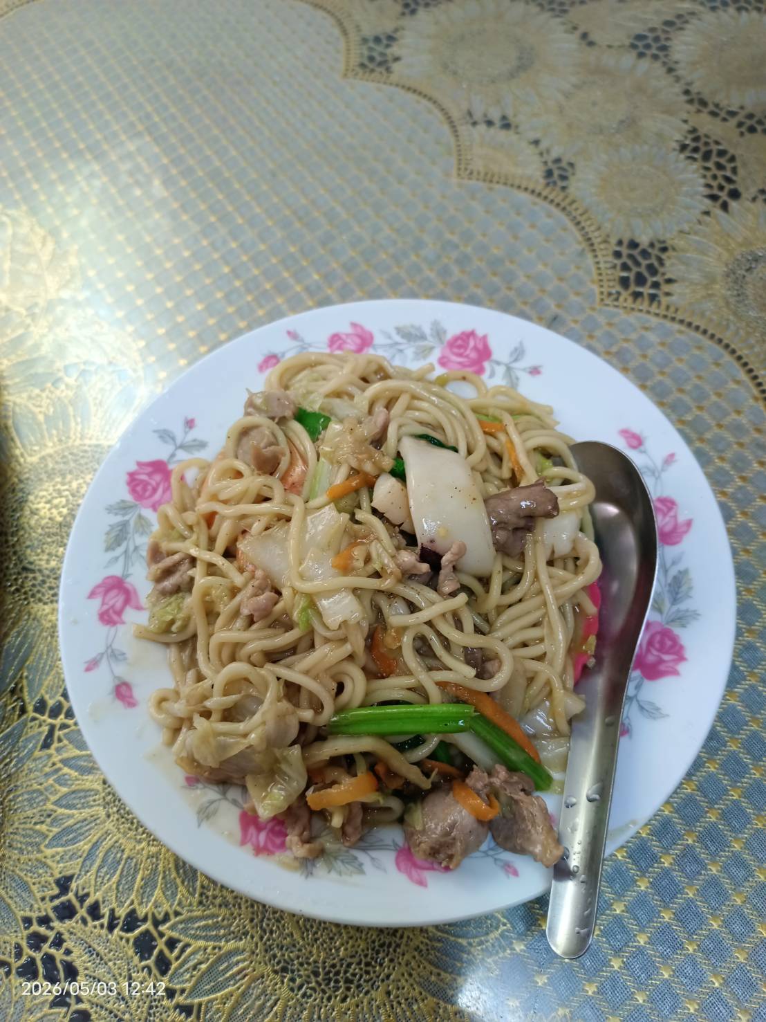 宜蘭新店小吃部炒麵特寫