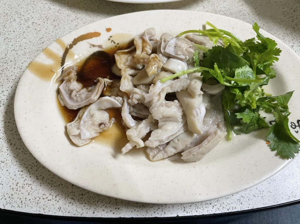蘆洲大廟口切仔麵黑白切生腸特寫